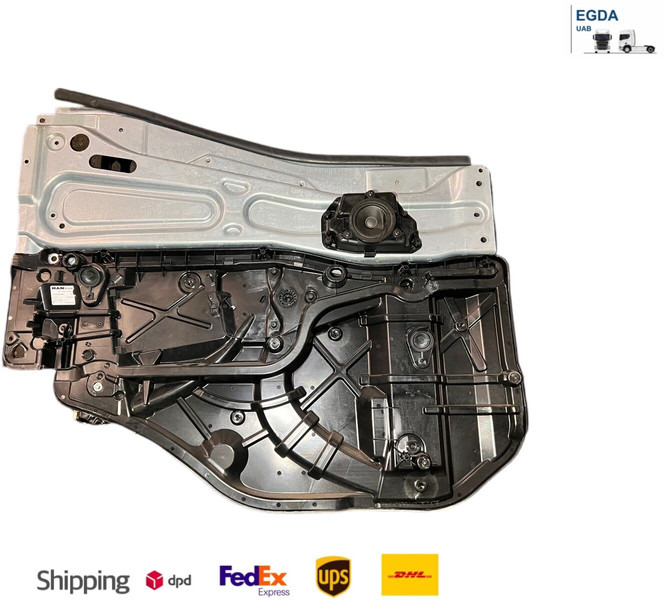 MAN - Vindusheis: bilde 1 MAN - Vindusheis: bilde 1