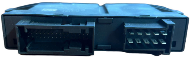 Mercedes-Benz - Styreenhet: bilde 2 Mercedes-Benz - Styreenhet: bilde 2