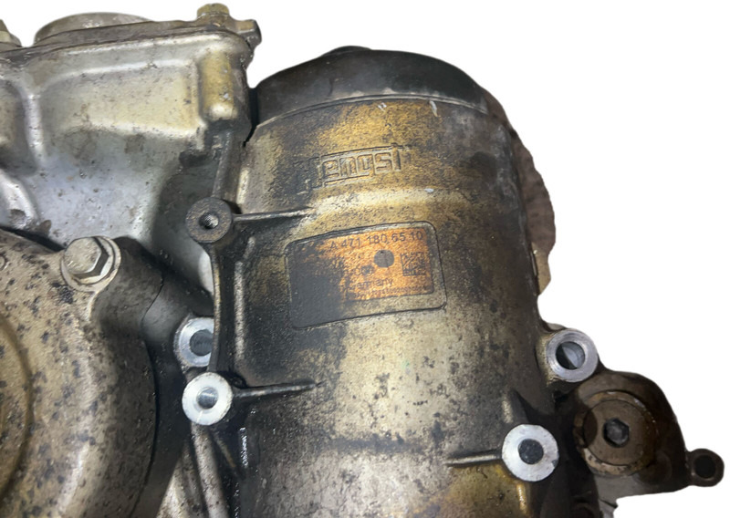 Mercedes-Benz - Oljefilter: bilde 2 Mercedes-Benz - Oljefilter: bilde 2