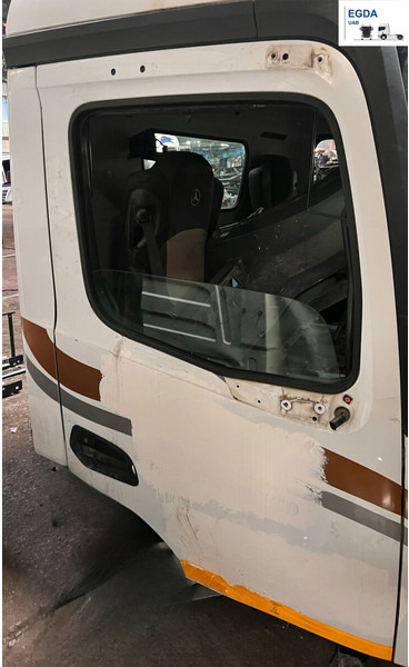 Mercedes-Benz mp4 ,Antos, Arocs 2 - Dør og deler: bilde 1 Mercedes-Benz mp4 ,Antos, Arocs 2 - Dør og deler: bilde 1