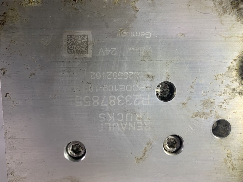 Renault - Styreenhet: bilde 2 Renault - Styreenhet: bilde 2