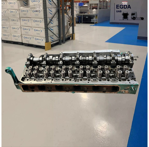 Volvo Cylinder head - Motor: bilde 2 Volvo Cylinder head - Motor: bilde 2