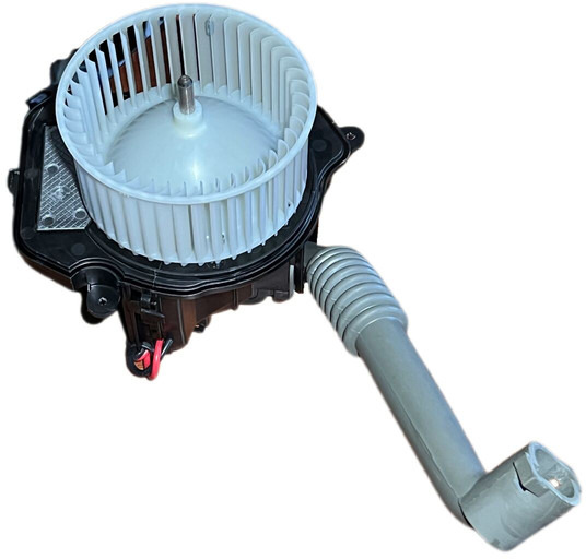 Volvo - Viftemotor: bilde 2 Volvo - Viftemotor: bilde 2