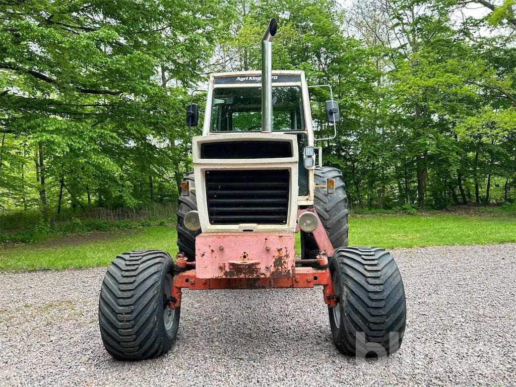 CASE 1370 AGRI KING - Traktor: bilde 2 CASE 1370 AGRI KING - Traktor: bilde 2