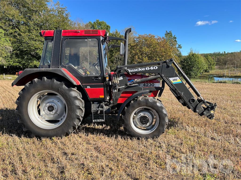 CASE IH 4230 WD - Traktor: bilde 4 CASE IH 4230 WD - Traktor: bilde 4