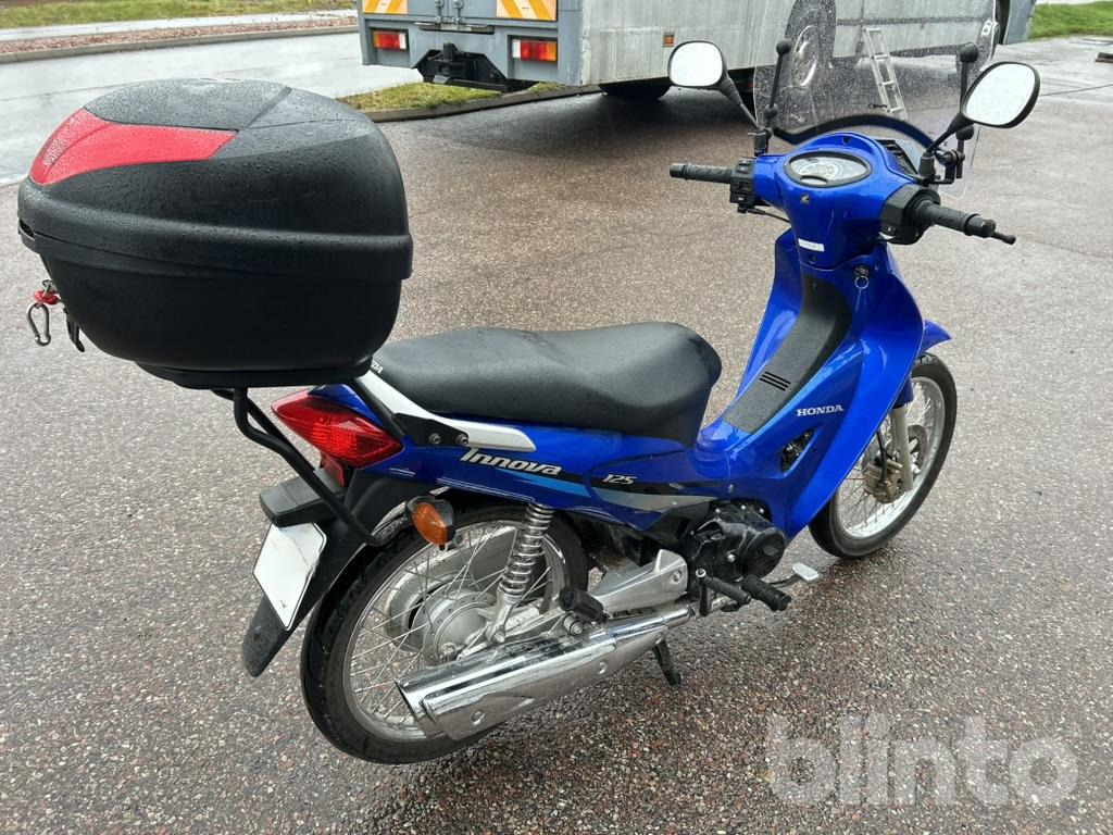 HONDA INNOVA 125 - Motorsykkel: bilde 5 HONDA INNOVA 125 - Motorsykkel: bilde 5