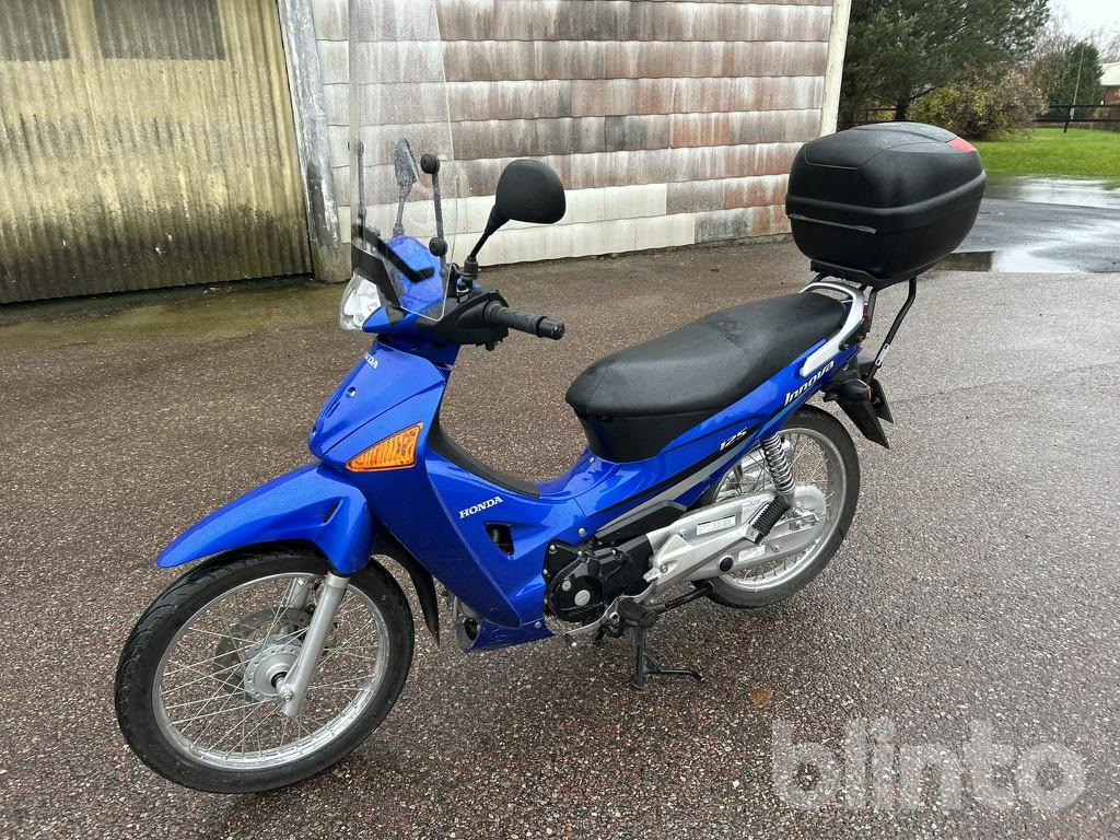 HONDA INNOVA 125 - Motorsykkel: bilde 2 HONDA INNOVA 125 - Motorsykkel: bilde 2