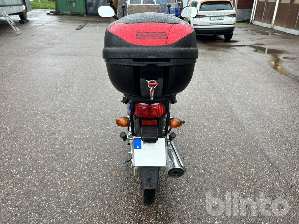 HONDA INNOVA 125 - Motorsykkel: bilde 4 HONDA INNOVA 125 - Motorsykkel: bilde 4