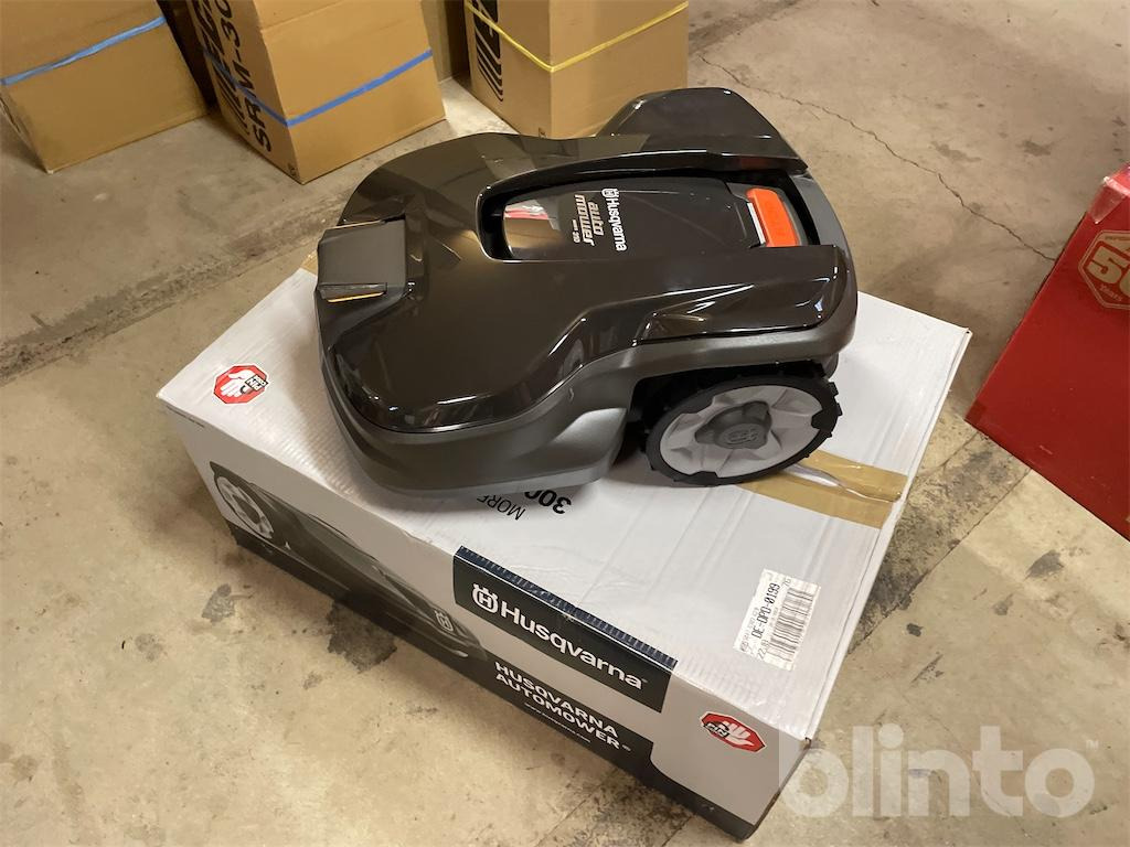 Husqvarna Automower 310 MARK II (2022) - Gressklipper: bilde 2 Husqvarna Automower 310 MARK II (2022) - Gressklipper: bilde 2