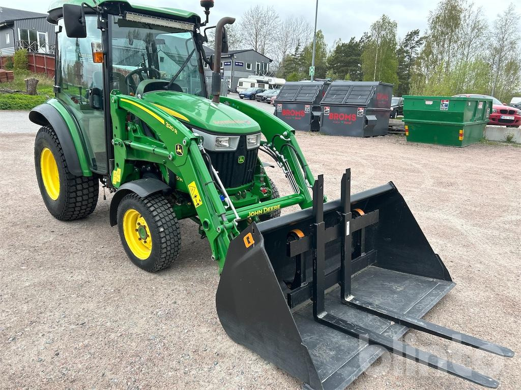 JOHN DEERE 320R - Traktor: bilde 4 JOHN DEERE 320R - Traktor: bilde 4