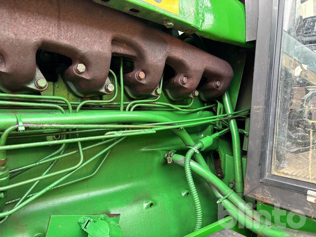 Traktor John Deere 2130-6 cylinder: bilde 14