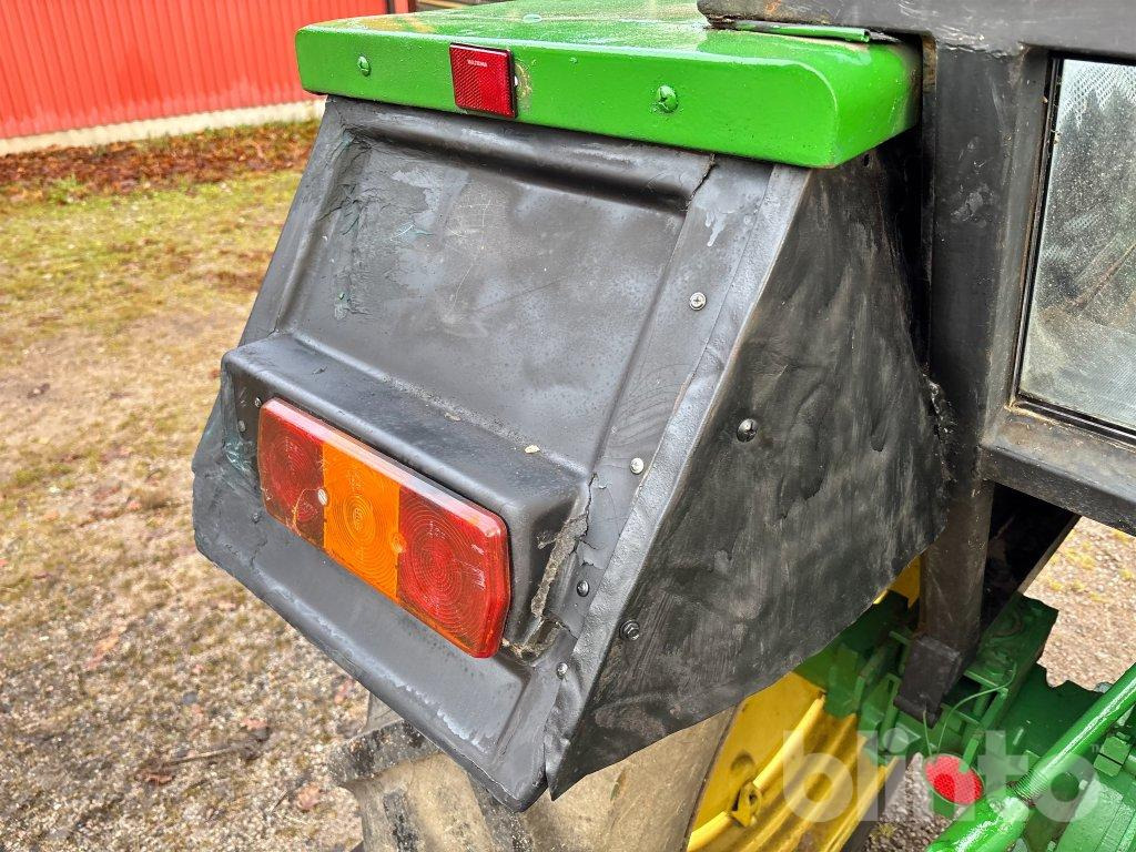 Traktor John Deere 2130-6 cylinder: bilde 43