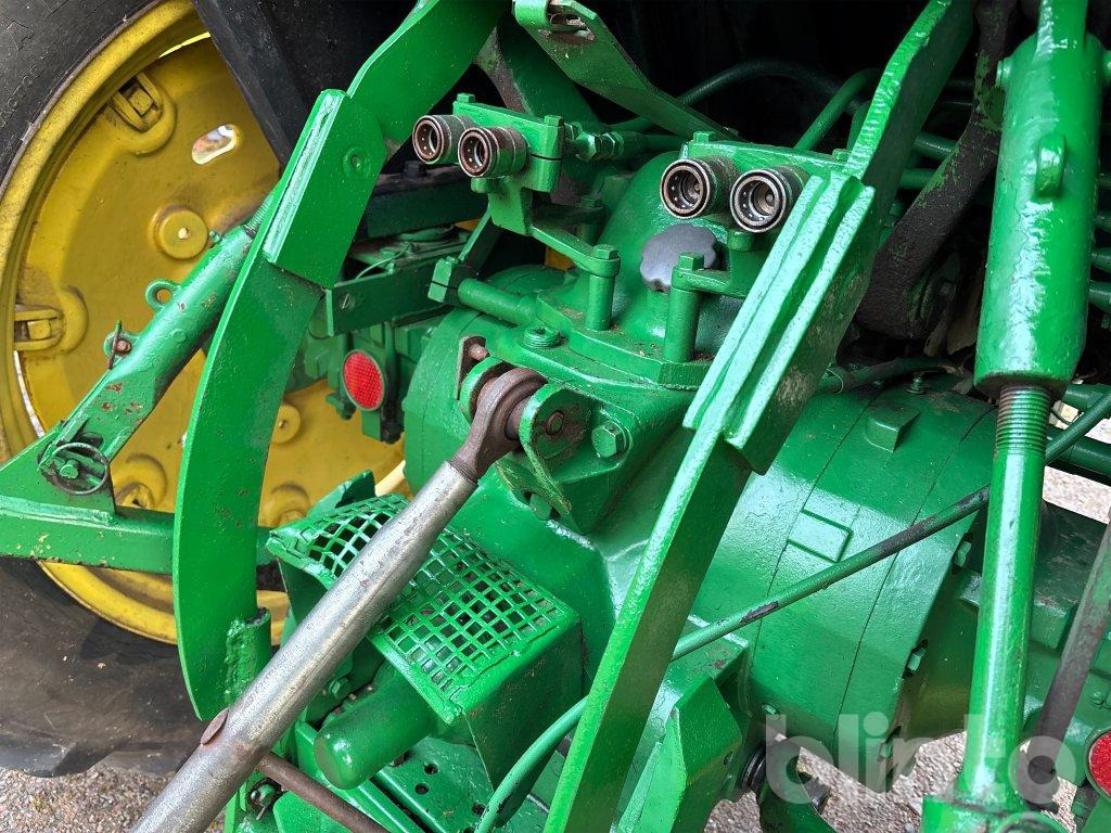 Traktor John Deere 2130-6 cylinder: bilde 49