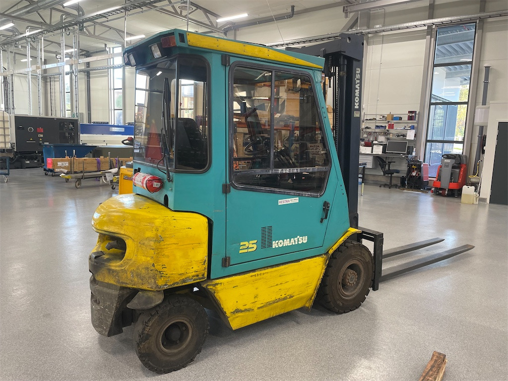 Komatsu FD25T- 1E1 Diesel - Dieseltruck: bilde 3 Komatsu FD25T- 1E1 Diesel - Dieseltruck: bilde 3