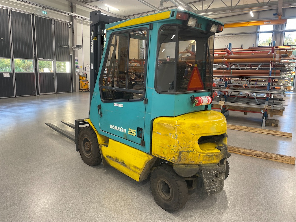 Komatsu FD25T- 1E1 Diesel - Dieseltruck: bilde 4 Komatsu FD25T- 1E1 Diesel - Dieseltruck: bilde 4