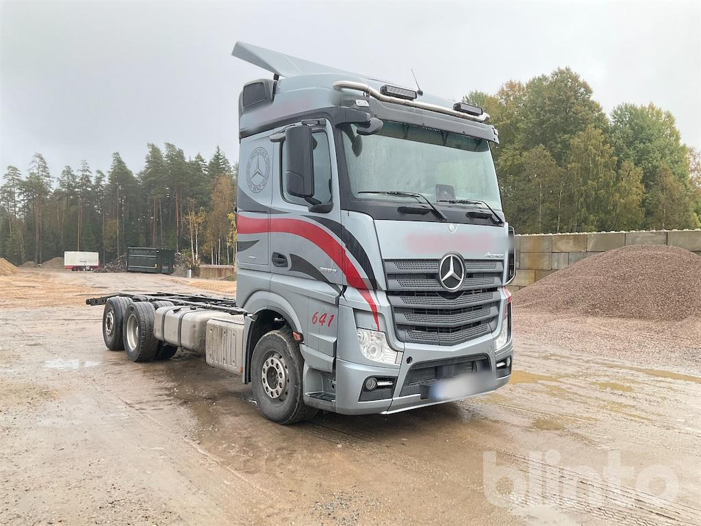 MERCEDES-BENZ ACTROS - Chassis lastebil: bilde 2 MERCEDES-BENZ ACTROS - Chassis lastebil: bilde 2