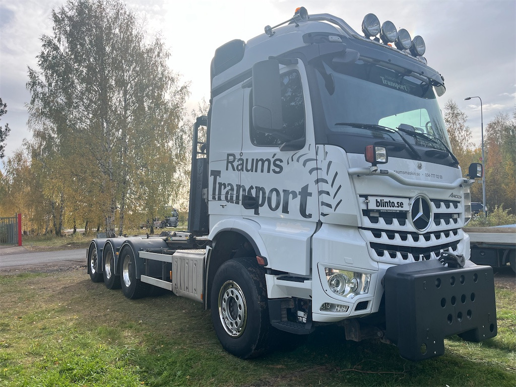 MERCEDES-BENZ Arocs 3251 8x4 - Krokbil: bilde 3 MERCEDES-BENZ Arocs 3251 8x4 - Krokbil: bilde 3