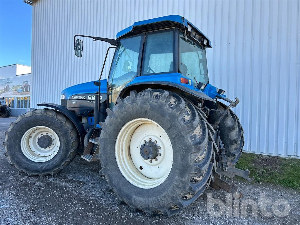 New Holland 8870 (1999) - Traktor: bilde 3 New Holland 8870 (1999) - Traktor: bilde 3