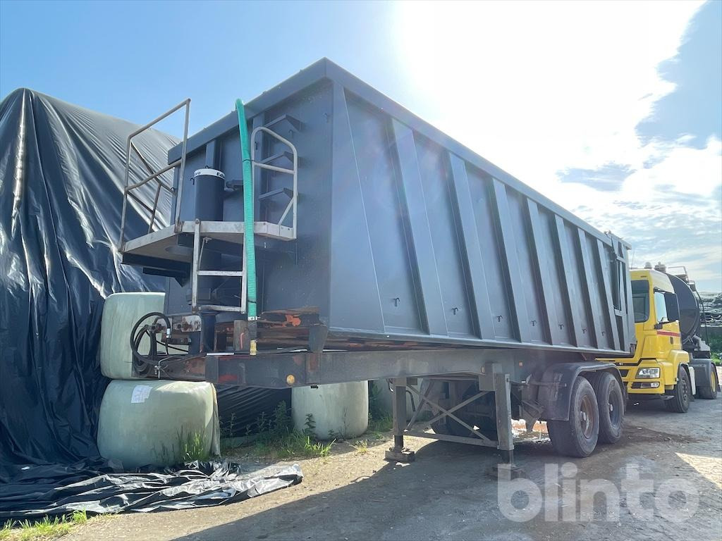 RICOE GmbH / Kipper Volumen 40 m³ (2005) - Tippsemi: bilde 1 RICOE GmbH / Kipper Volumen 40 m³ (2005) - Tippsemi: bilde 1