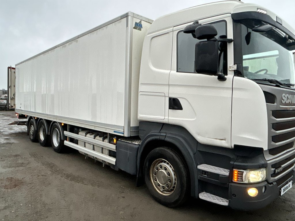 SCANIA R410LN8X4*4HNB - Lastebil med kjøl: bilde 3 SCANIA R410LN8X4*4HNB - Lastebil med kjøl: bilde 3