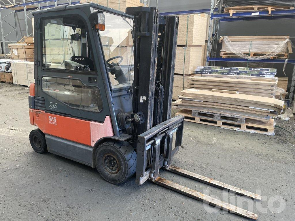 Toyota 7FBUF25 - El-truck: bilde 1 Toyota 7FBUF25 - El-truck: bilde 1