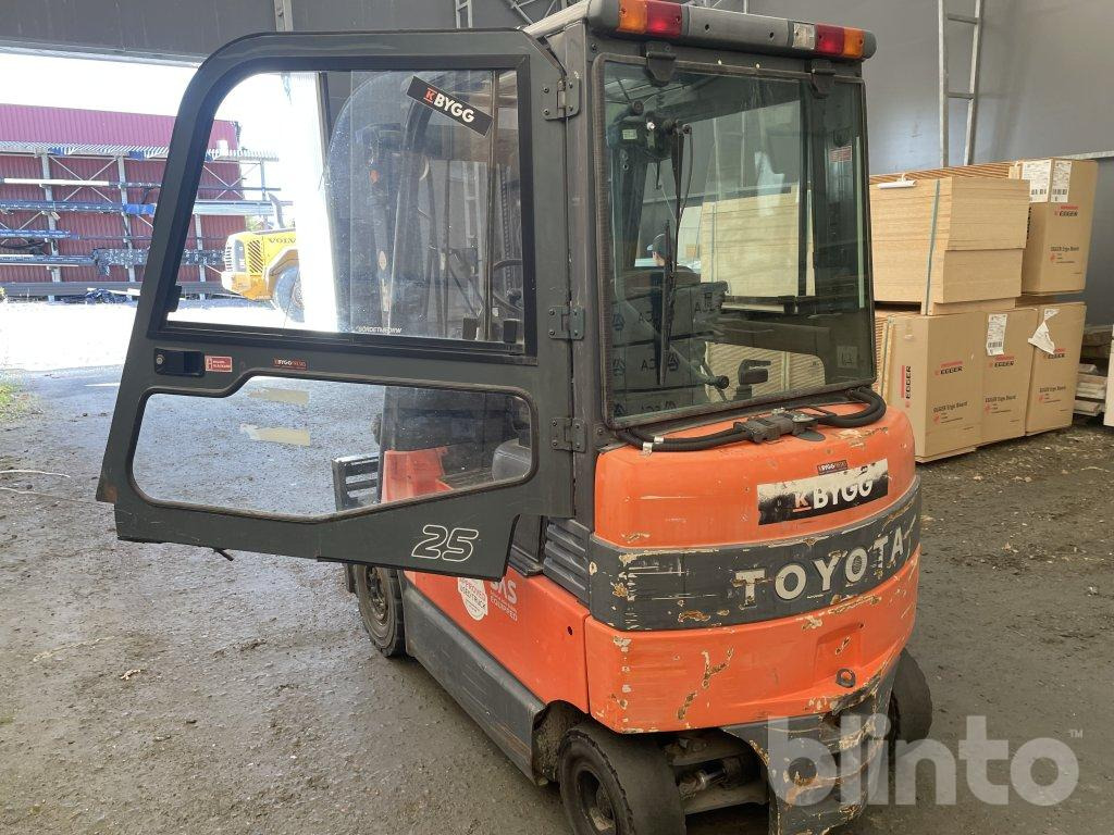 Toyota 7FBUF25 - El-truck: bilde 4 Toyota 7FBUF25 - El-truck: bilde 4