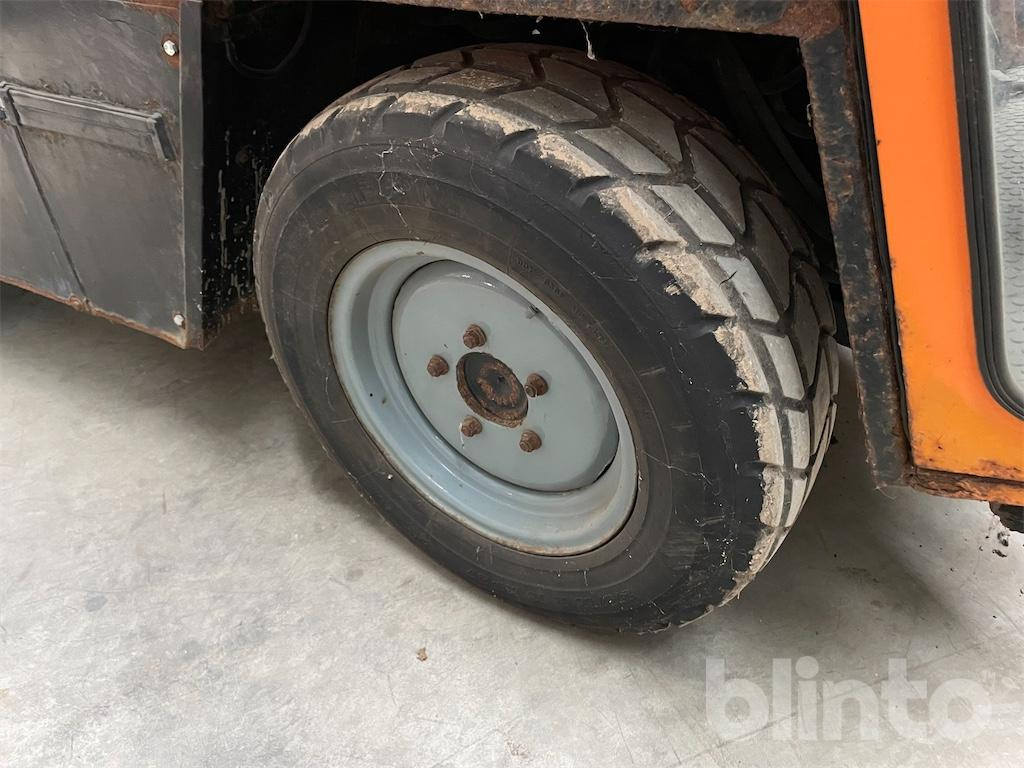 Utility-/ Spesiell maskin Kramer Tremo 401L (1991): bilde 16