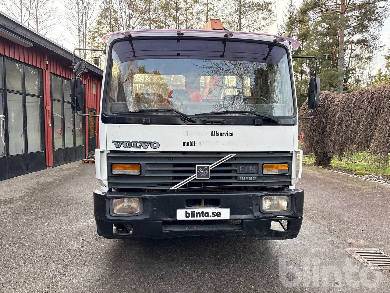 VOLVO FL614 4X2 - Tippbil, Kranbil: bilde 2 VOLVO FL614 4X2 - Tippbil, Kranbil: bilde 2
