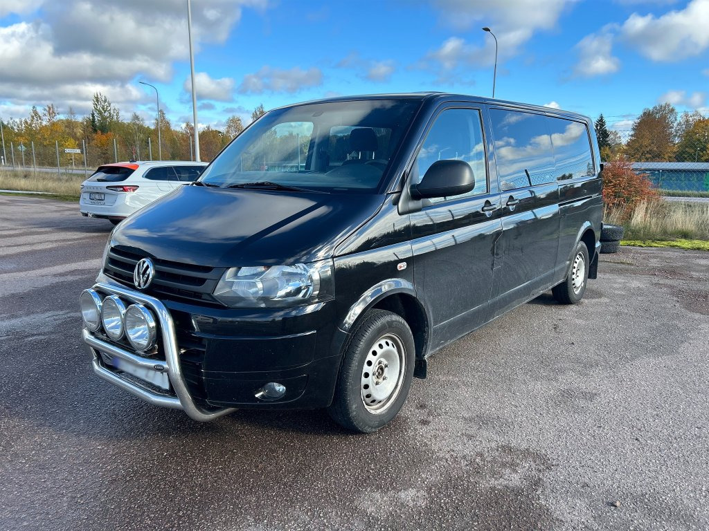 VW KOMBI 2,0 DSG - Varebil med dobbelt førerhus: bilde 1 VW KOMBI 2,0 DSG - Varebil med dobbelt førerhus: bilde 1