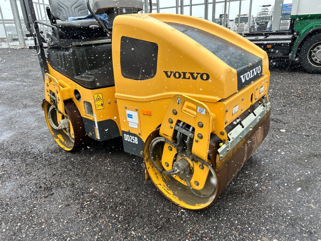 Volvo DD25B - Vegvals: bilde 3 Volvo DD25B - Vegvals: bilde 3