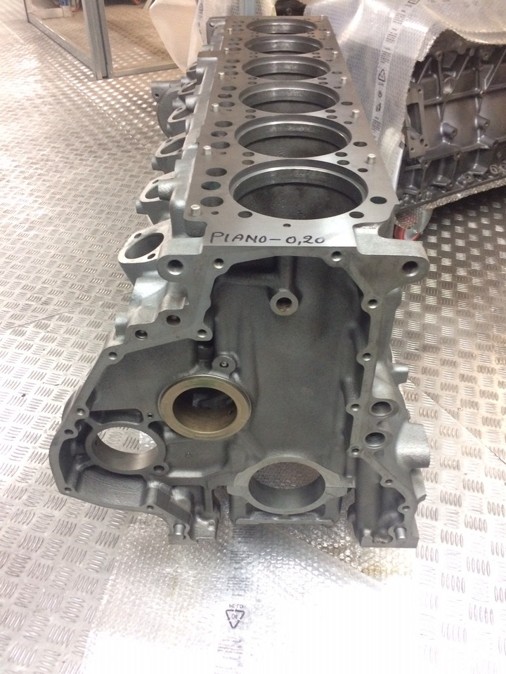 Veivhus BASAMENTO MERCEDES OM457LA: bilde 6 Veivhus BASAMENTO MERCEDES OM457LA: bilde 6