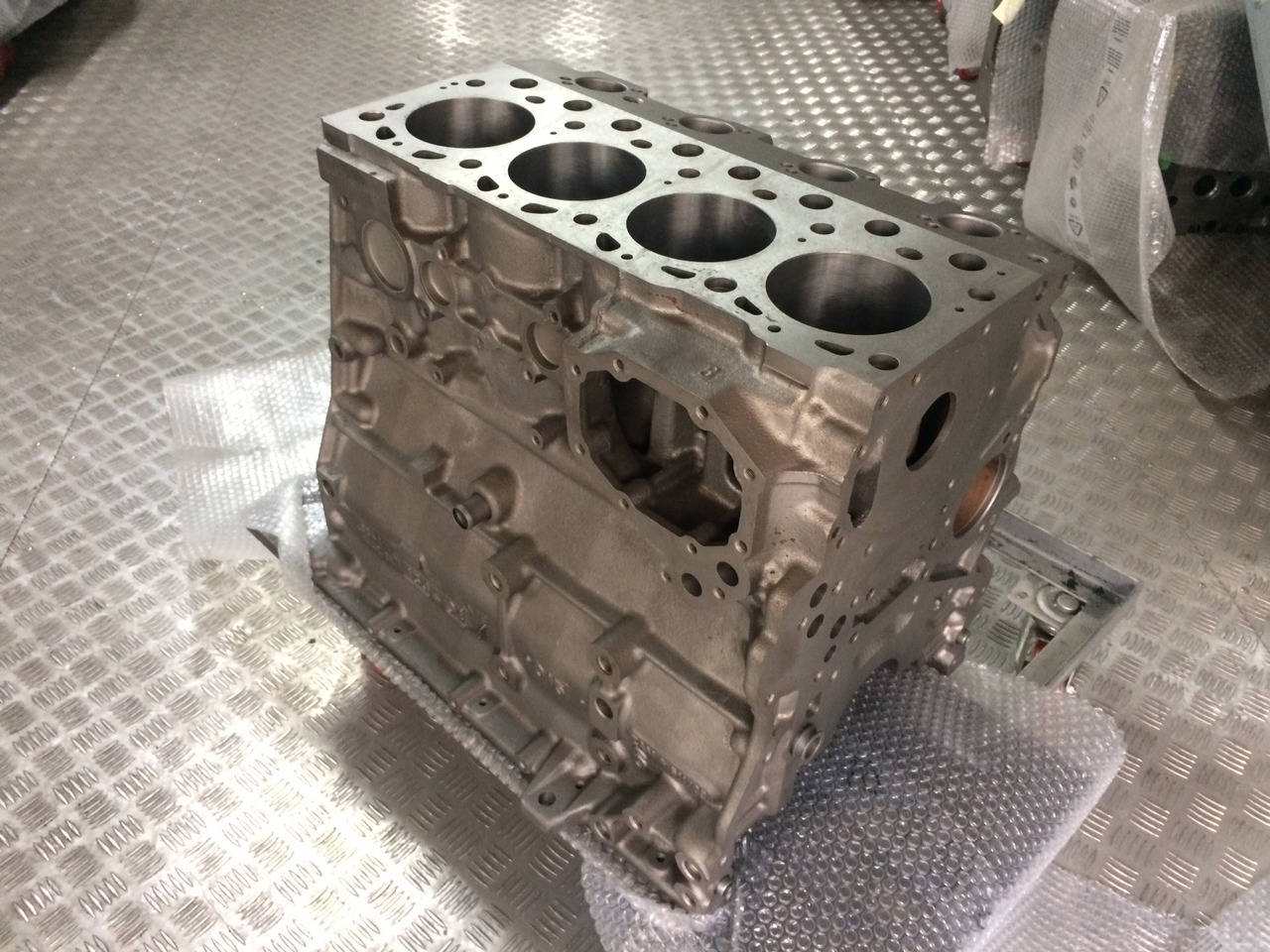 BASAMENTO MERCEDES OM904 - Veivhus: bilde 3 BASAMENTO MERCEDES OM904 - Veivhus: bilde 3