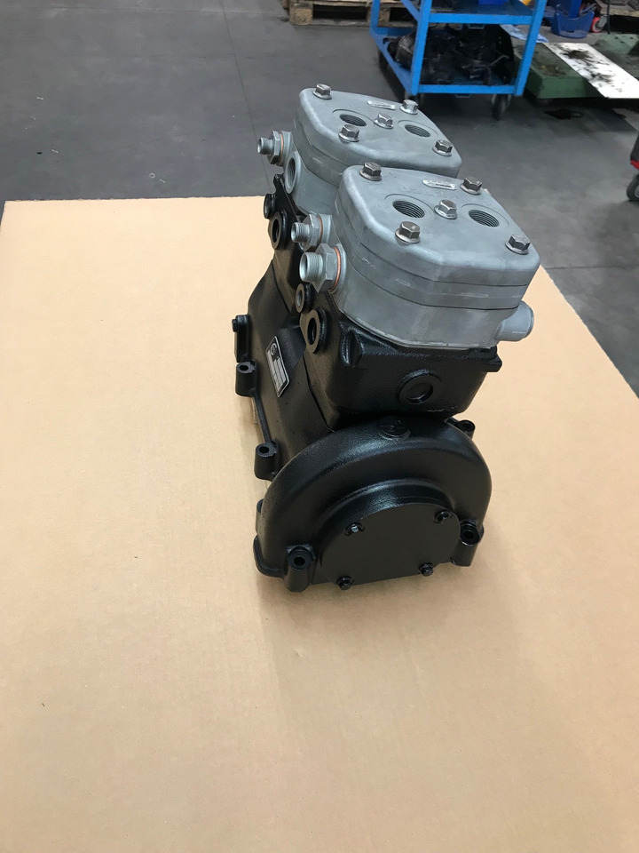 COMPRESSORE ARIA BICILINDRICO RAFFREDDATO AD ACQUA - MAN 51541007190 - Luftkompressor: bilde 2 COMPRESSORE ARIA BICILINDRICO RAFFREDDATO AD ACQUA - MAN 51541007190 - Luftkompressor: bilde 2