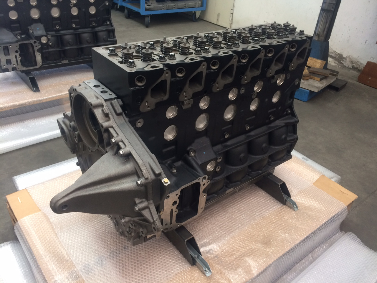 MOTORE MAN D0836LUH41 - 240CV - EURO 3 - BUS - Orizzontale - Motor for Buss: bilde 4 MOTORE MAN D0836LUH41 - 240CV - EURO 3 - BUS - Orizzontale - Motor for Buss: bilde 4