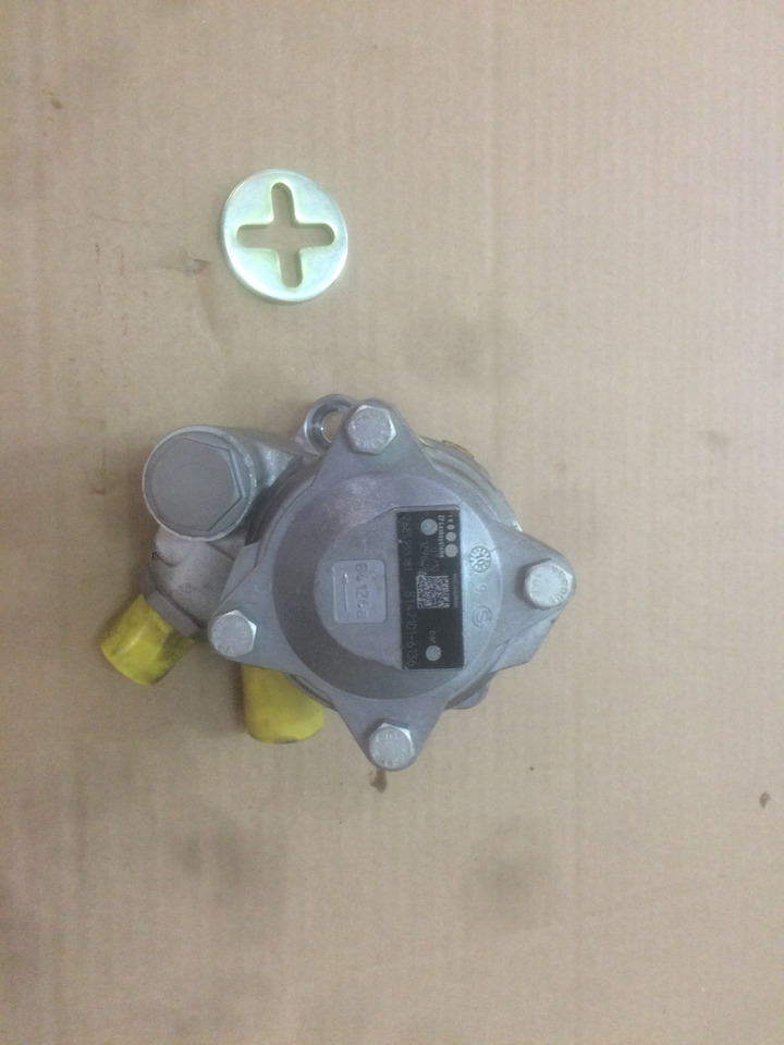 POMPA IDRAULICA MAN / ZF - Hydraulisk pumpe: bilde 1 POMPA IDRAULICA MAN / ZF - Hydraulisk pumpe: bilde 1