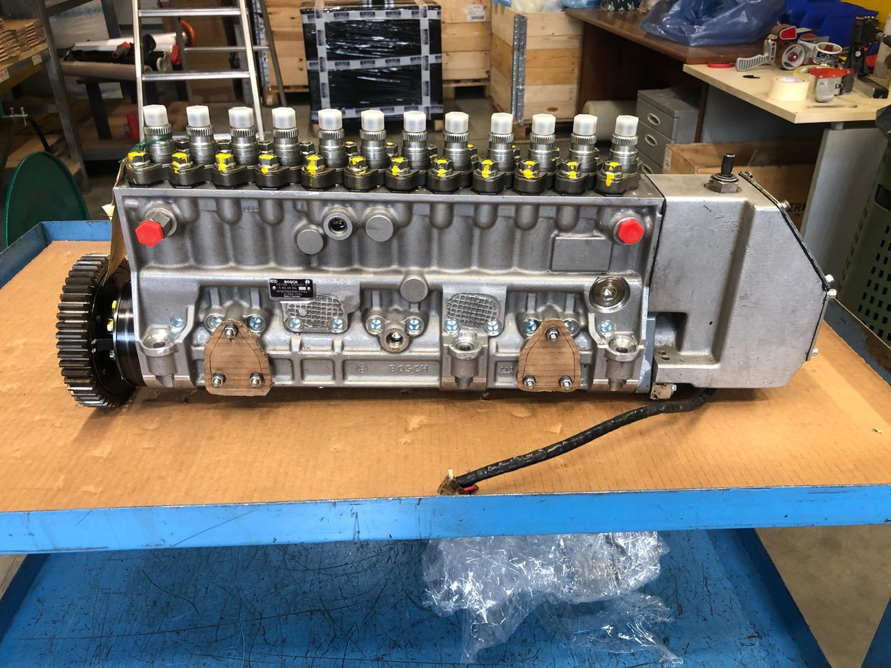 POMPA INIEZIONE MOTORE MAN D2842 - Drivstoffpumpe: bilde 1 POMPA INIEZIONE MOTORE MAN D2842 - Drivstoffpumpe: bilde 1