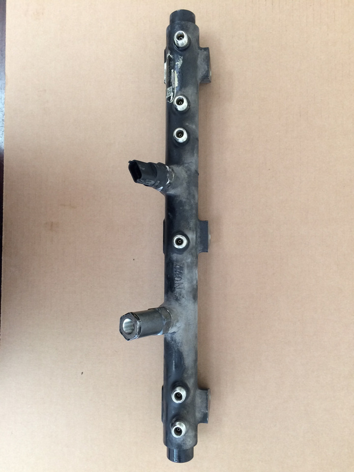 TUBO PRESSIONE COMMON RAIL MAN 51103116038 - Drivstoffsystem: bilde 2 TUBO PRESSIONE COMMON RAIL MAN 51103116038 - Drivstoffsystem: bilde 2