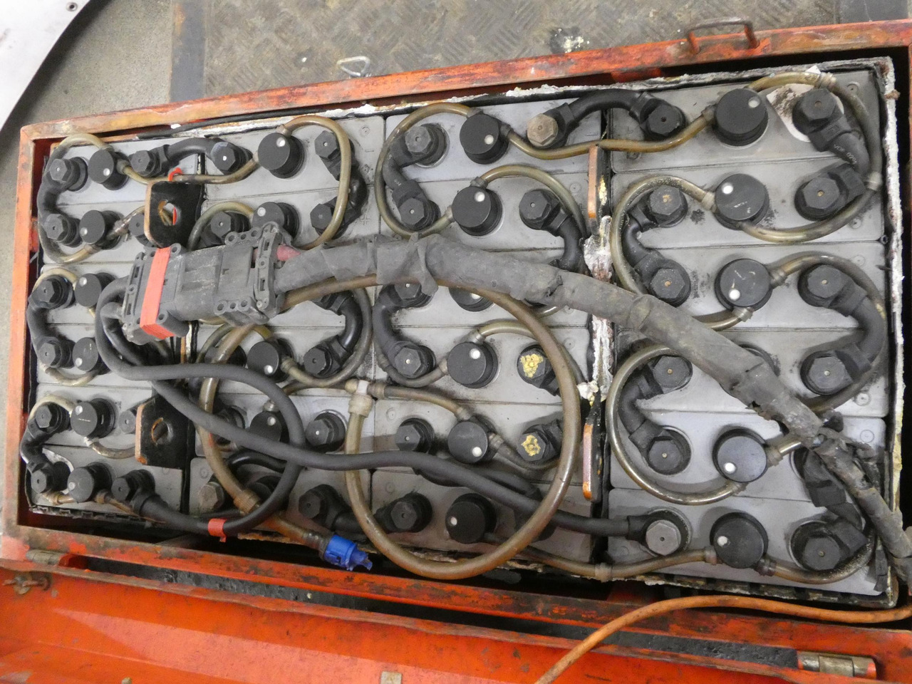 Linde T800 - Elektrisk trekkvogn: bilde 4 Linde T800 - Elektrisk trekkvogn: bilde 4