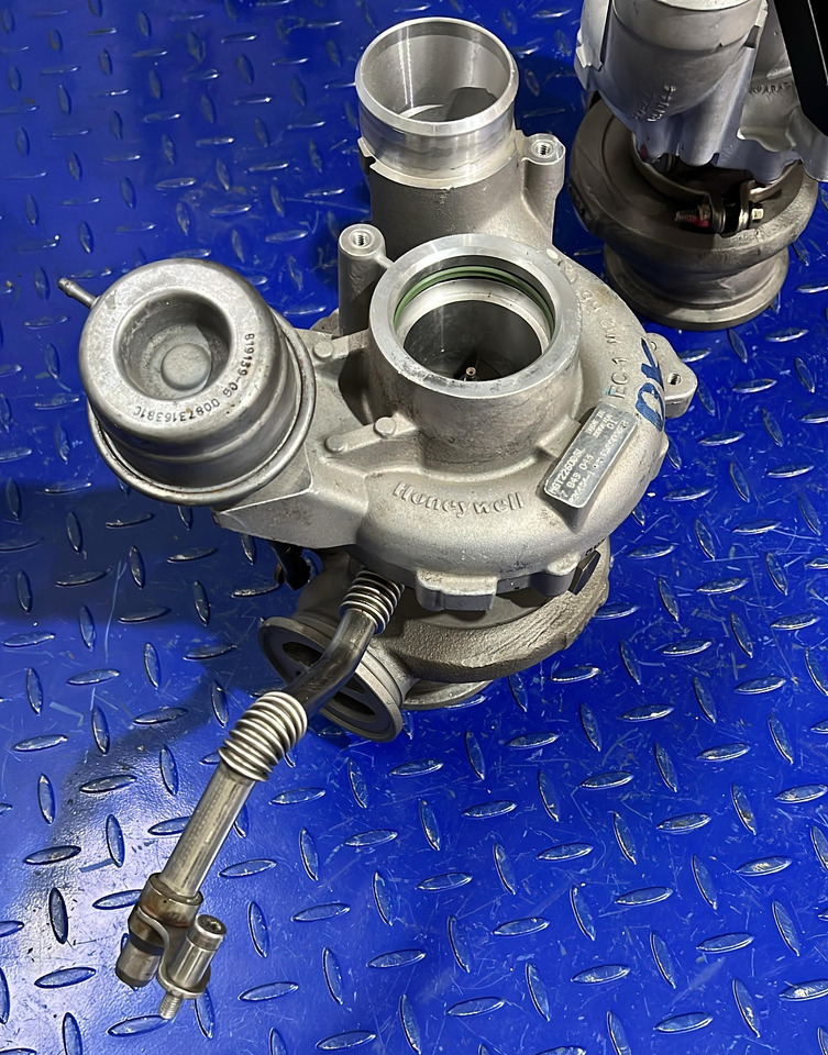 BMW Turbocharger S63N/R 4.4L V8 7849045+7849044 (SET) - Turbolader: bilde 3 BMW Turbocharger S63N/R 4.4L V8 7849045+7849044 (SET) - Turbolader: bilde 3