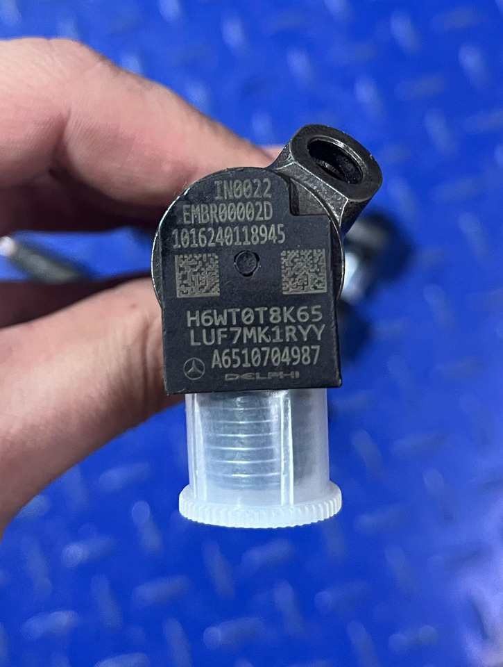 DELPHI EURO 5 Mercedes Benz A6510704987 - Injector: bilde 4 DELPHI EURO 5 Mercedes Benz A6510704987 - Injector: bilde 4