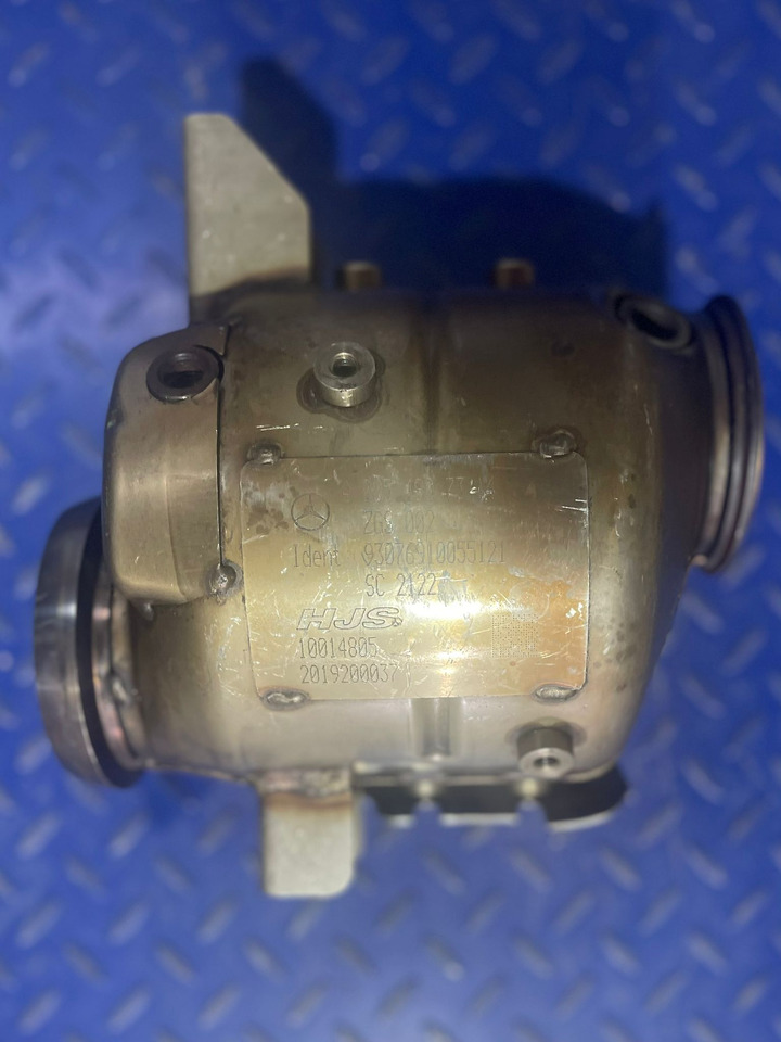 HJS for Mercedes Actros/Atego - Katalysator: bilde 1 HJS for Mercedes Actros/Atego - Katalysator: bilde 1