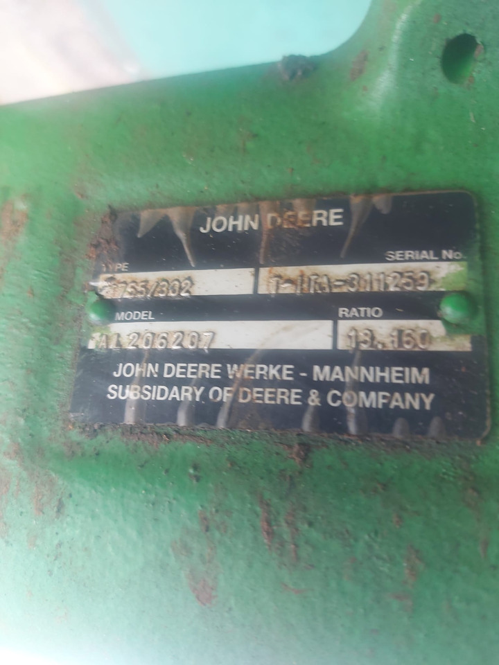 JOHN DEERE Front Axle AL206207: MFWD - Foraksel for Traktor: bilde 1 JOHN DEERE Front Axle AL206207: MFWD - Foraksel for Traktor: bilde 1