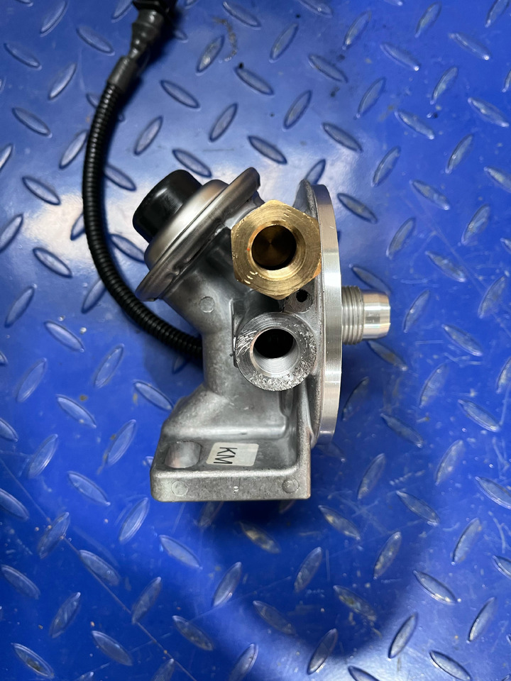 Mercedes Benz A0004774508 - Oljefilter: bilde 2 Mercedes Benz A0004774508 - Oljefilter: bilde 2