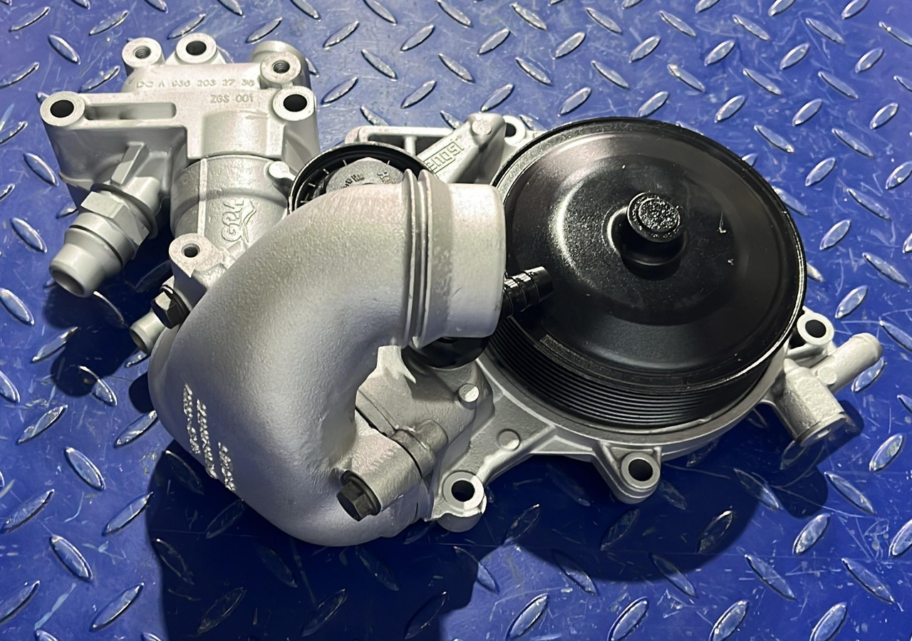 Mercedes Benz Waterpump Atego OM936 - Kjølevæskepumpe: bilde 4 Mercedes Benz Waterpump Atego OM936 - Kjølevæskepumpe: bilde 4