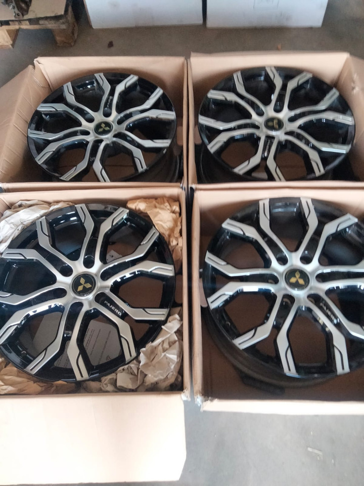 Mitsubishi Pajero L200 20 Zoll original Rims KBA50710 - Felg for Personenbil: bilde 1 Mitsubishi Pajero L200 20 Zoll original Rims KBA50710 - Felg for Personenbil: bilde 1