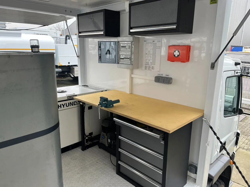 Ny Lastebil Mercedes-Benz Atego 1725 A 4x4 Service Truck: bilde 17