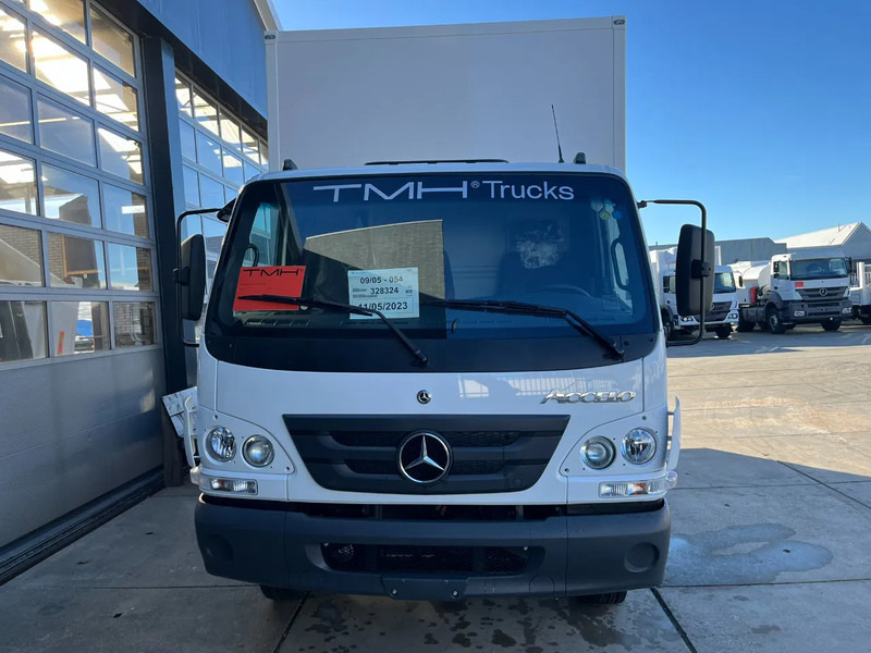 Mercedes-Benz Accelo 915 4x2 Closed Cargo Truck - Skapbil: bilde 4 Mercedes-Benz Accelo 915 4x2 Closed Cargo Truck - Skapbil: bilde 4