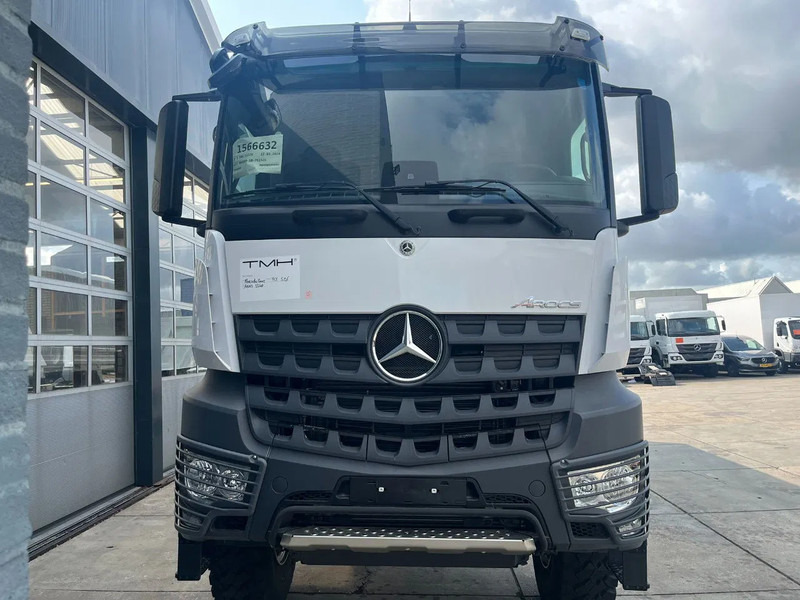 Mercedes-Benz Arocs 3340 A 6x6 Cargo Truck - Kapellbil: bilde 4 Mercedes-Benz Arocs 3340 A 6x6 Cargo Truck - Kapellbil: bilde 4