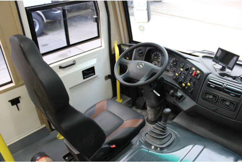 Leie Mercedes-Benz Atego 1725 4x4 Passenger Bus Mercedes-Benz Atego 1725 4x4 Passenger Bus: bilde 10
