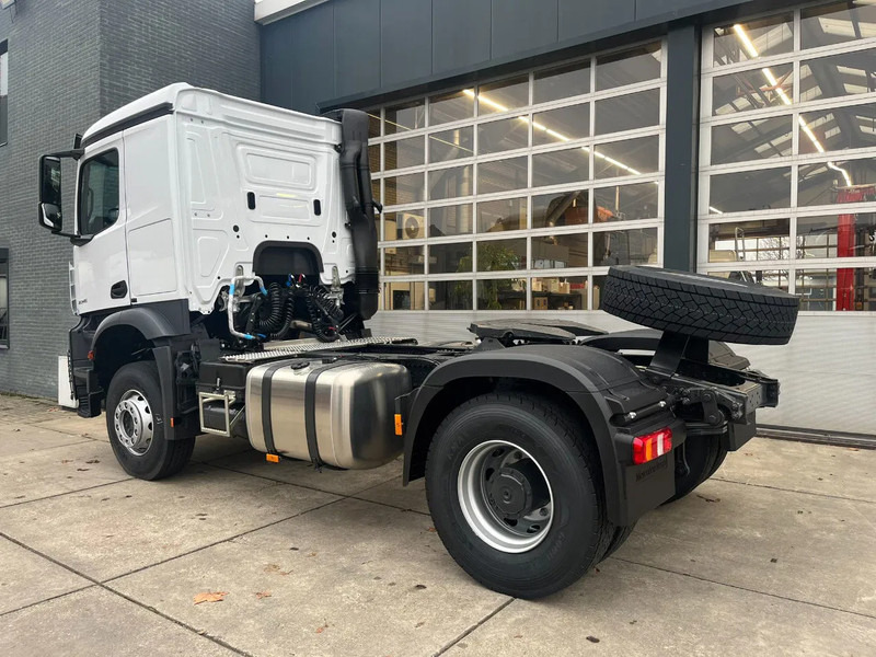 Mercedes-Benz Actros 2045 S 4x2 Tractor Head - Trekkvogn: bilde 3 Mercedes-Benz Actros 2045 S 4x2 Tractor Head - Trekkvogn: bilde 3